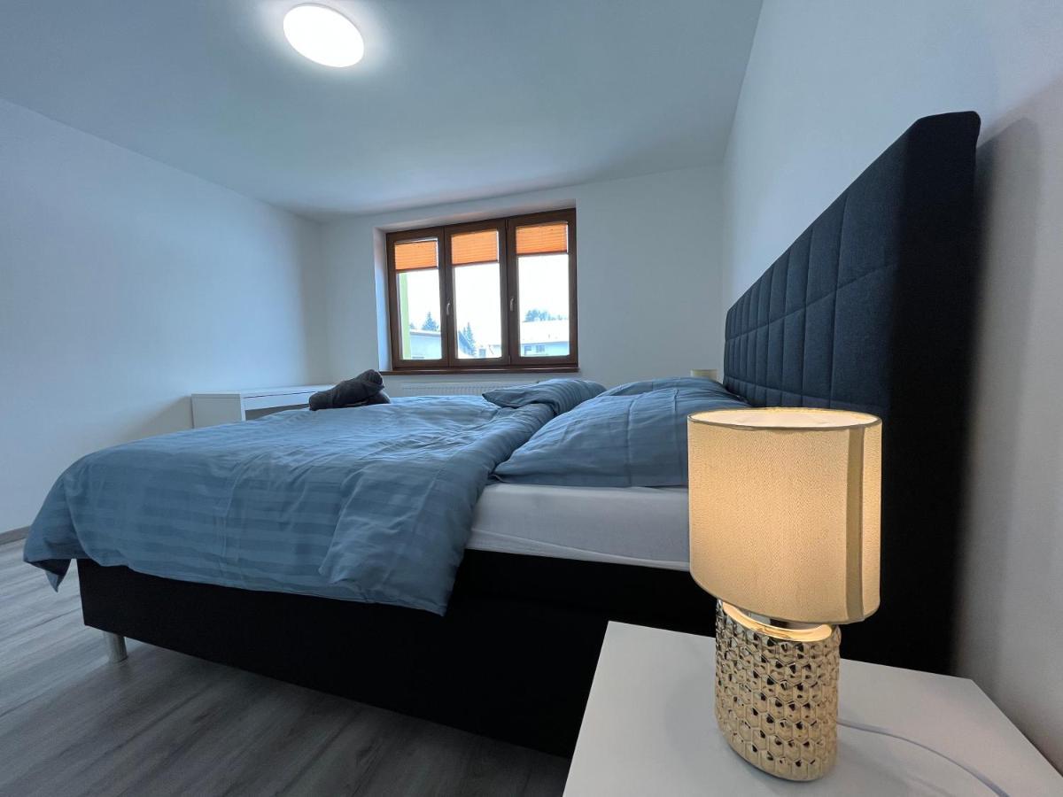 Apartment Golden Prague 78 Vestec  Buitenkant foto